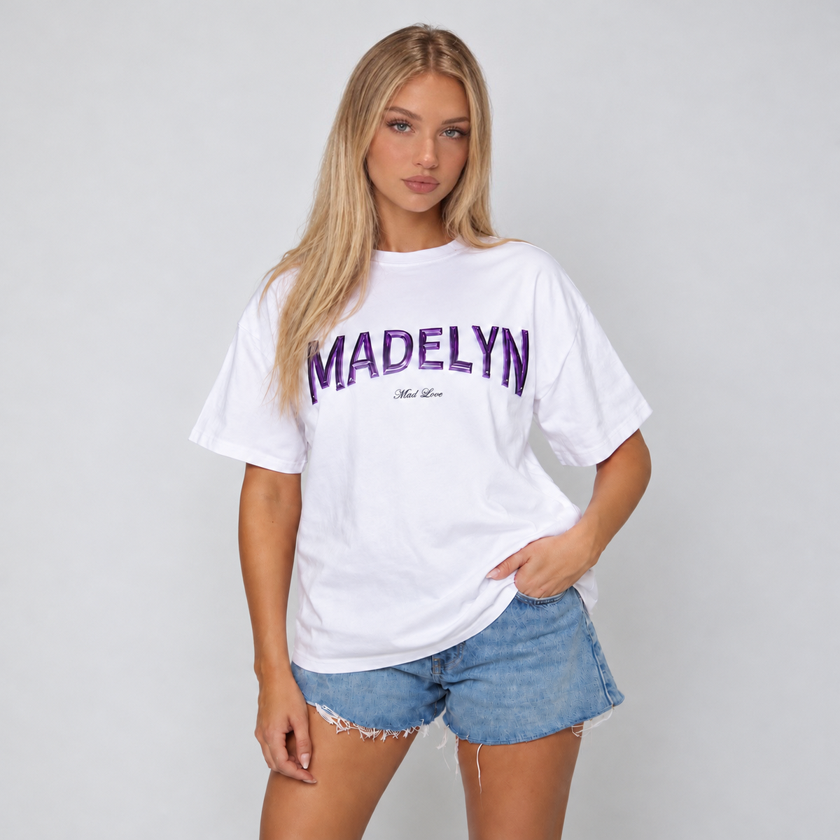 MADELYN 3D WHITE TEE
